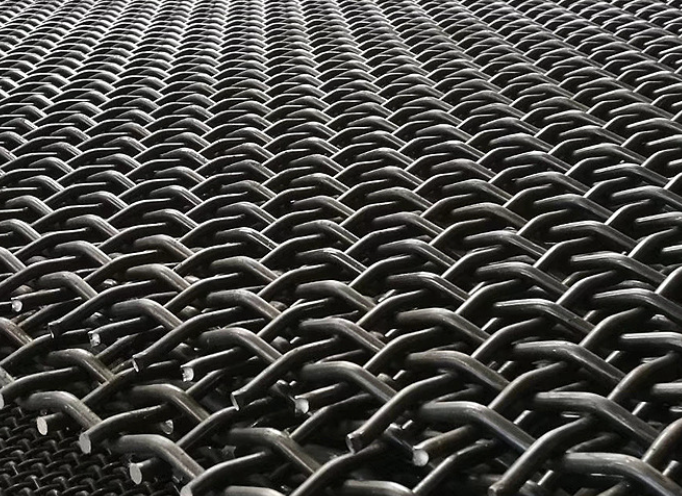 Square Copper Woven Mesh Screens Are An Ideal Choice For Heavy-Duty Screening And Protection In Industrial Environments.