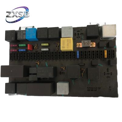 Heavy Duty Truck Central Electrical Unit ECU / Junction Box / Fuse Box 24V DZ97189584341