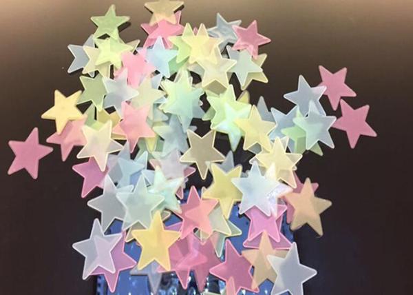 Amazon 3CM luminous star wall stickers bedroom sofa fluorescent plastic decorative painting PVC sticker