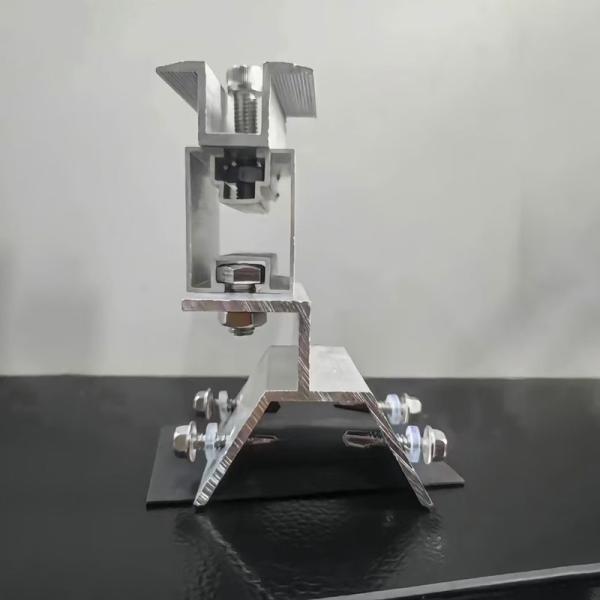 Lightweight Solar Mounting Accessories Mounting Clamps Weather Resistant
