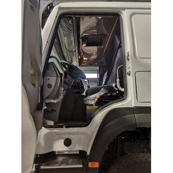 Peso 25000kg Sinotruk Howo 6x4 371hp 30 Ton Capacity Heavy Cargo Truck del vehículo