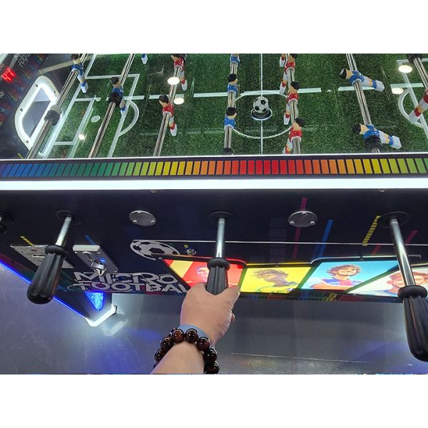 Coin-Operated Table Football Arcade Machine 2-Player Commercial Foosball Soccer Table Premium Electronic Foosball Table Commercial Arcade Football Simulator for Amusement Centers