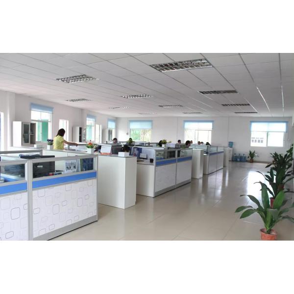 Bouteille d'huile de cuticule pour ongles parfumée Logo personnalisé Soins des ongles hydratants Croissance d'huile de cuticule hydratante Renforcement