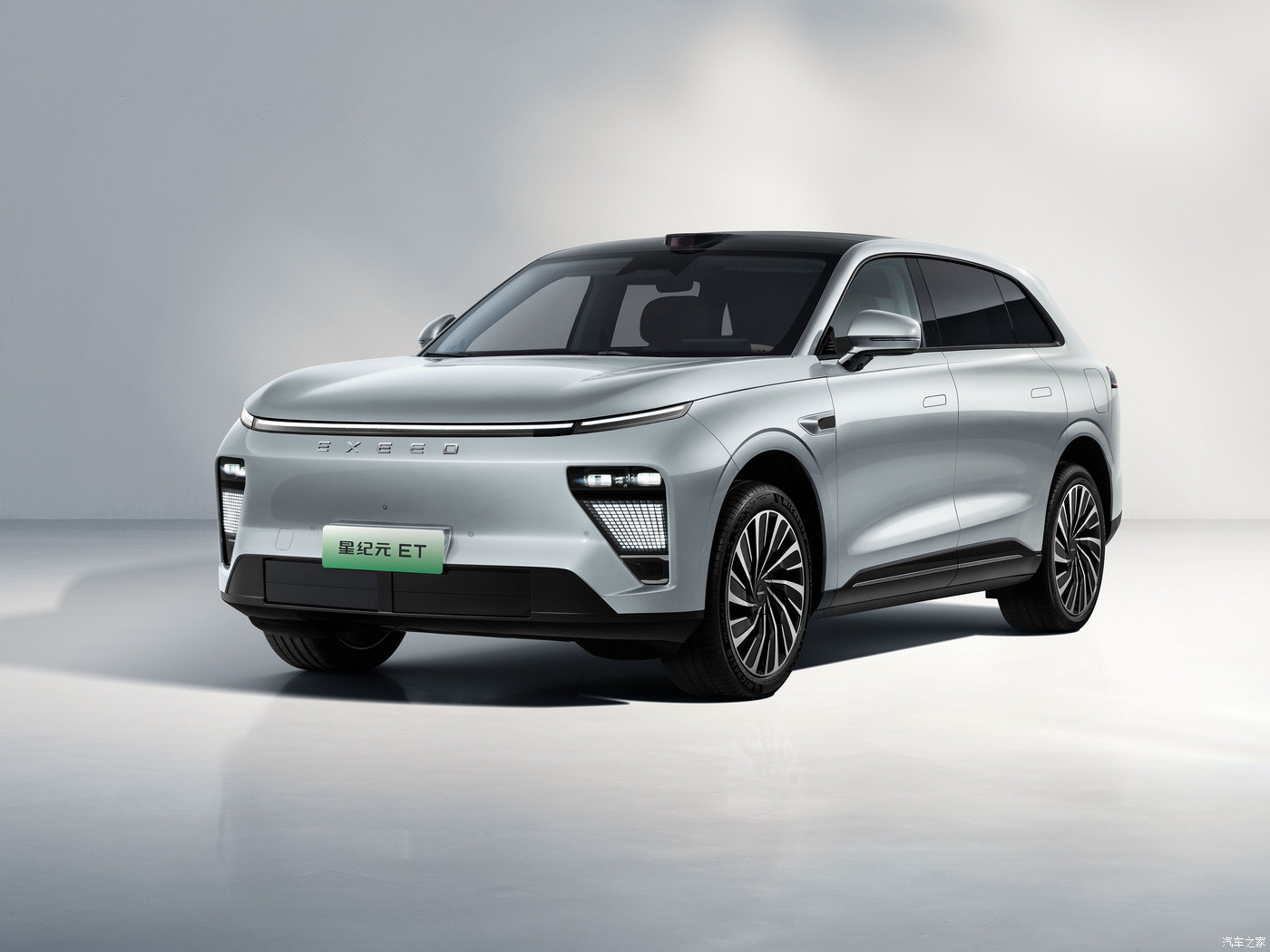 Двухмоторный силовой агрегат электрический внедорожник Chery EXEED ET для захватывающей производительности