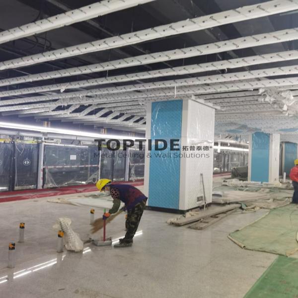 Unique Design RAL Colors 4.0mm Decorative Ceiling Board Insulated Aluminum Roof Panels