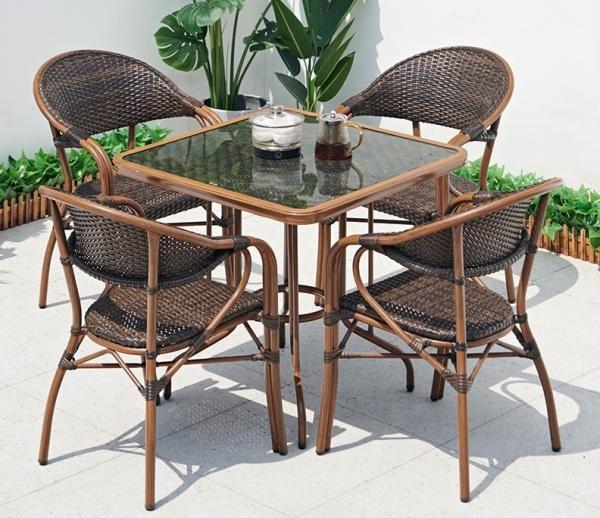 Tabela de jantar e cadeiras de jardim 5pcs
