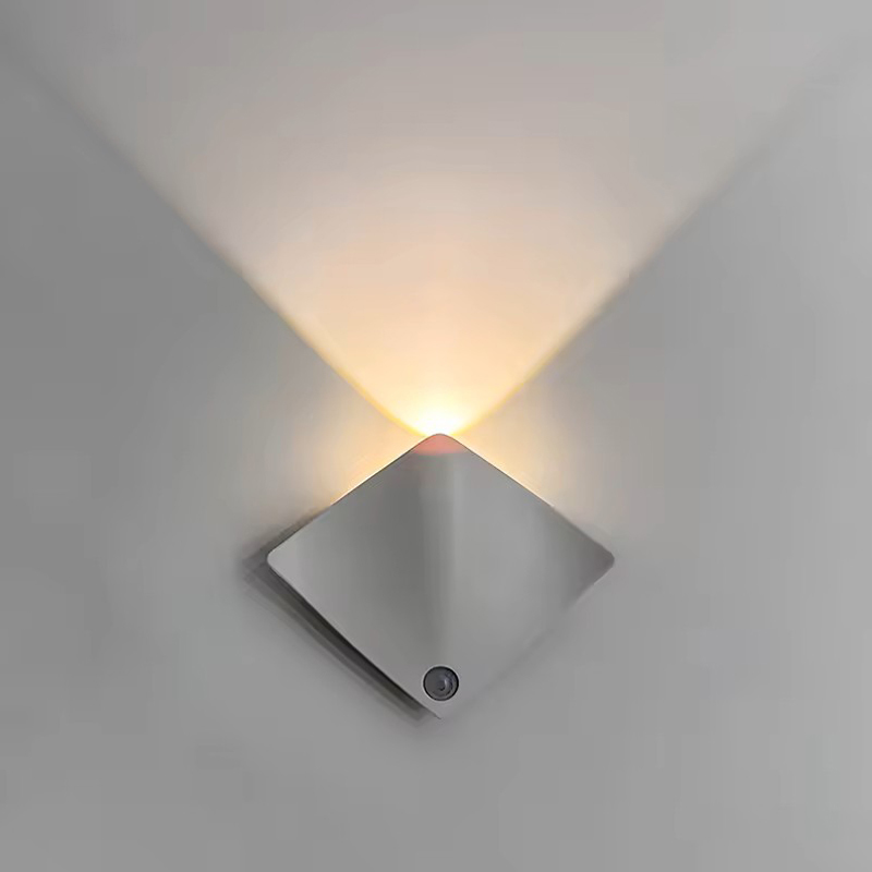 New Multifunctional Intelligent Human Body Sensor Light Devil Rays Shape LED Motion Sensor Light