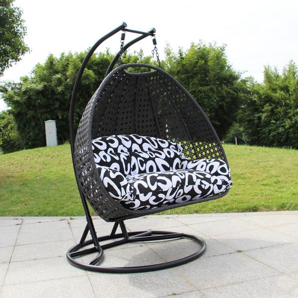 Outdoor Living Room Double Hanging Chair with Customizable Cushions and Metal Frame