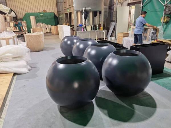 Factory Supplier Top Sale Fiberglass Planters Resin Fiberglass Flower Pots For Garden Decor