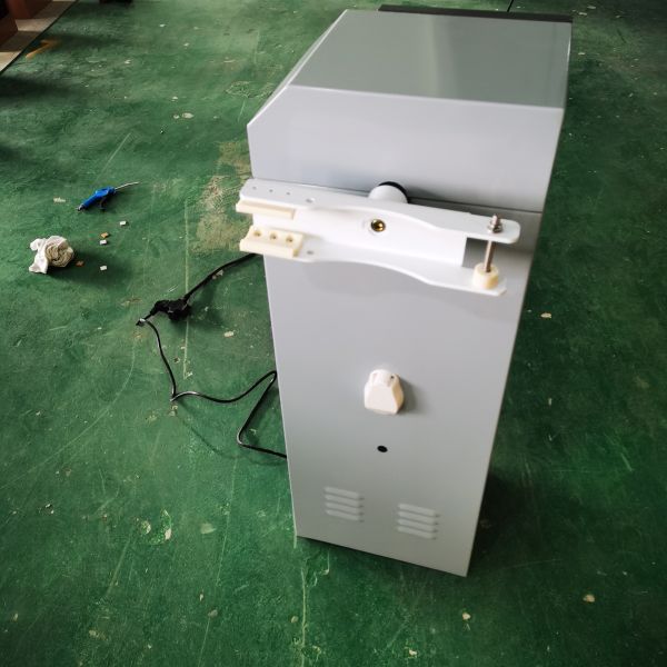 Boom Automatic Intelligent  Car Park Barrier Arm Barrier With Traffic LED Light