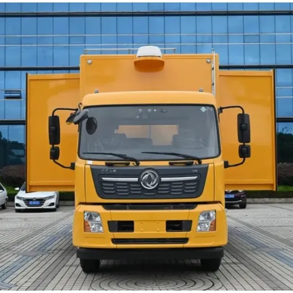 Multifunction 24 Berth Camper Truck for Emergence Fire Fighting