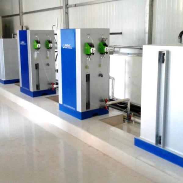 Upgrade Your Water Treatment with 1.1*0.58*0.45m Automatic Chlorine Dioxide Generator