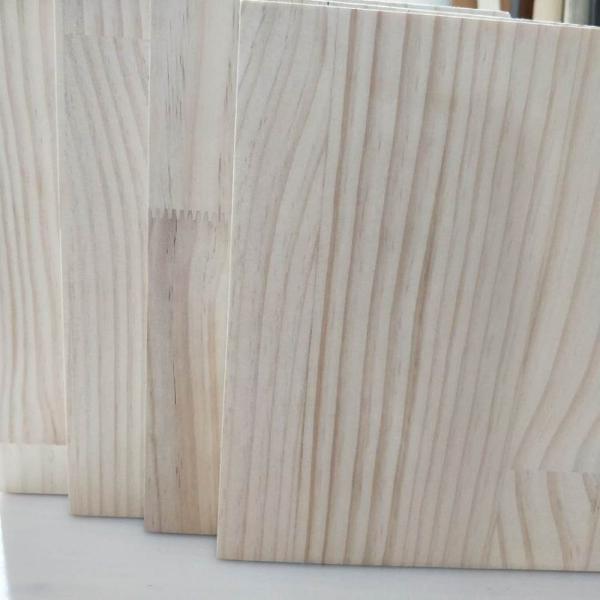 FSC CC Construction Solid Wood Panels Finger Joint Pine Board Natural Texture