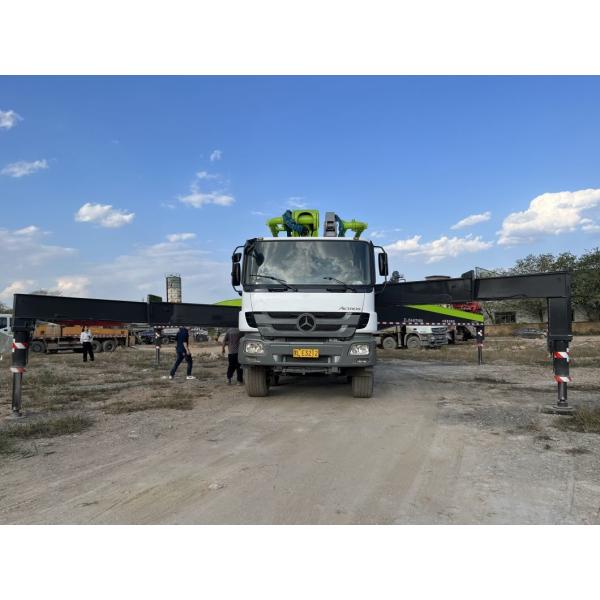 2013 Zoomlion 56m Truck Pump Concrete Pump Hydraulic Pump on Renovated Condition