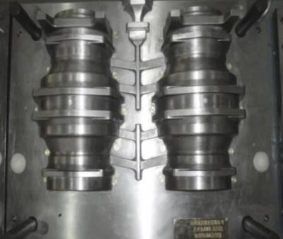 A carcaça do metal da baixa pressão utiliza ferramentas o molde conveniente que descarrega o projeto áspero