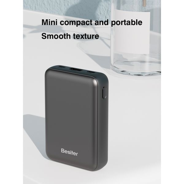 Custom Logo USB Type C Charger Power Bank 10000 MAh 2.1A Max Output 5V