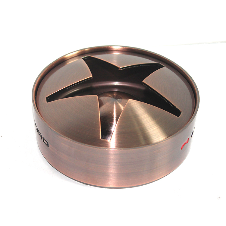 Vintage Red Bronze Metal Ashtray with Star Cutout Lid and Windproof Design for Home and Bar Decor