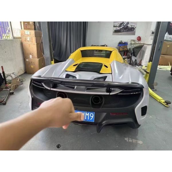 MP4-12c 650s Mclaren Body Kit 675LT Style Carbon Fiber FRP Body Kit