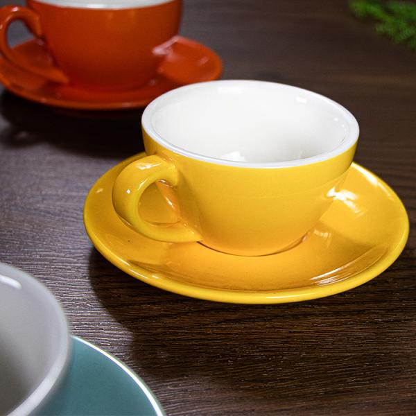 Oven Safe Colourful Porcelain Mugs Cup Saucer For Leisure Venues