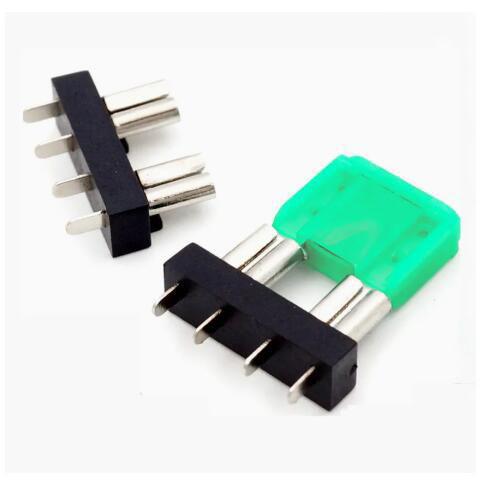 32V 30A Mini Auto Automotive Blade Boat détenteur de fusible pour carte de PCB