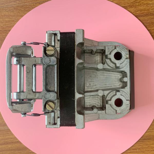 Stenter Machine Parts Bruckner Finishing Machine Spares Clip Bring Needle Holder Double Using