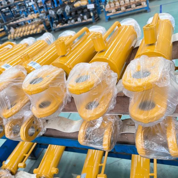 Best Excavator Reach Boom Hydraulic Cylinder For Doosan DX210 DX255 DX300 DX340 DX380 DX420