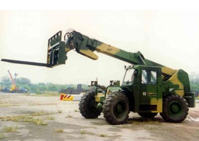 Rear Wheel Steering Telescopic Reach Forklift , Hydraulic Brake Boom Lift Truck Rental