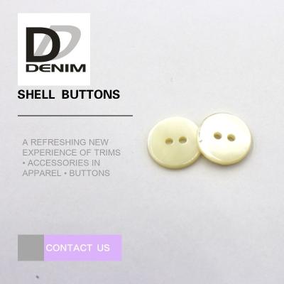 Volume branco dos botões de Shell da pérola do tamanho pequeno para a camisa e a camiseta de primeira qualidade