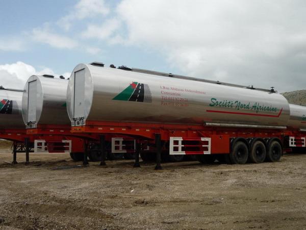 Two Axle Asphalt Transport Tanker High Strength Large Capacity 30000L