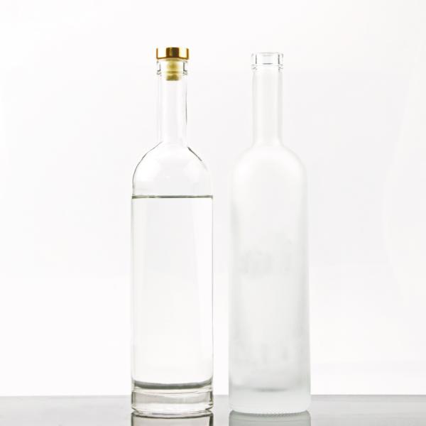 750ml Round Shape Glass Vodka Bottle with Cork Cap and Customized Surface Handing