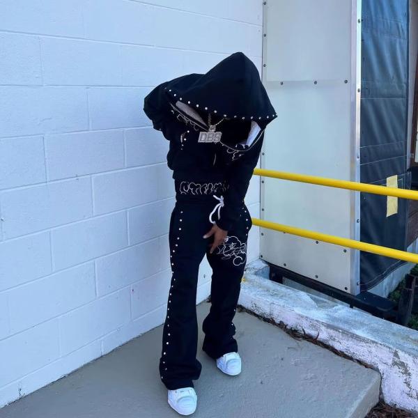 OEM Manufacturer Custom Double Waisted Baggy Stacked Pants Sweat Suit Y2k Diamond Rhinestone Flare Sweatpants and Hoodie Sets