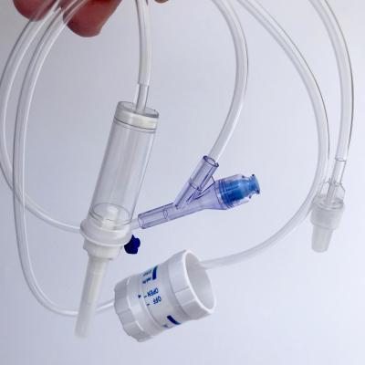 O Pyrogen que a infusão descartável livre ajustou a extensão do regulador do fluxo IV ajustou ISO9001