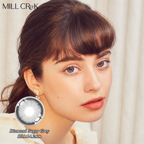Pele natural de Grey Colored Contacts For Dark da prescrição do Sweety anual