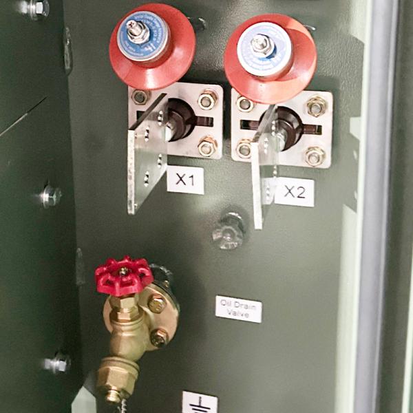 Transformateur à plateau montré à une seule phase de 15kva 200Hz 2400V alimentation en boucle CSA ANSI IEEE Transformateur de distribution rempli de liquide standard