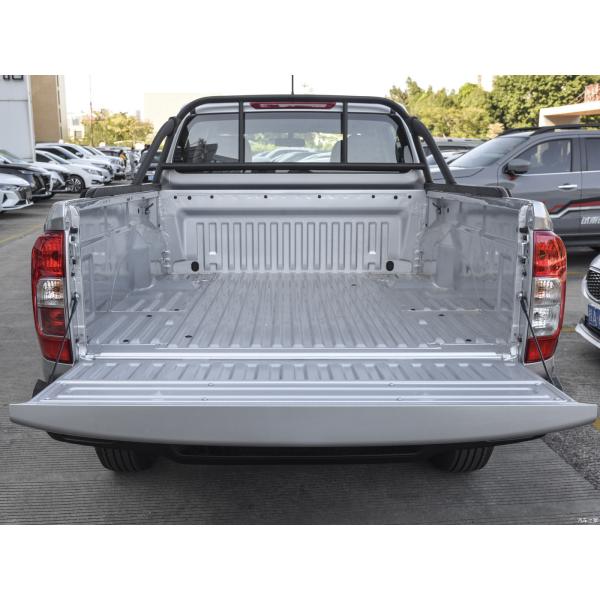 Off-Road 6 Diesel Double Cabin Left Hand Drive 2WD Diesel Pickup with Yellow Exterior