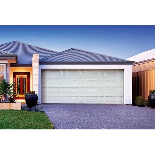 Puertas de garaje eléctricas resistentes a la intemperie para edificios residenciales