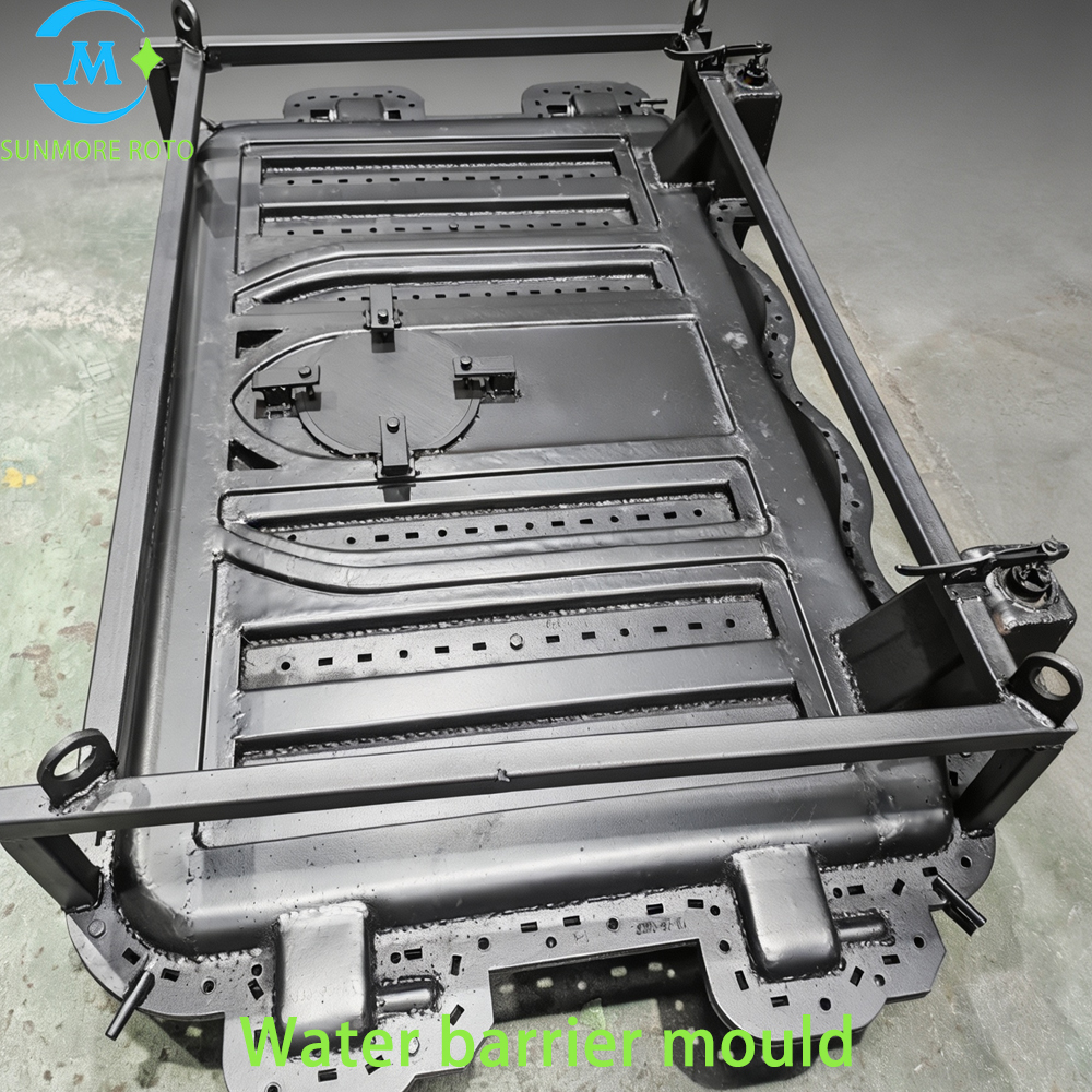 SUNMORE ROTO Custom Cast Steel Water Barrier Rotomolding Mould, OEM Hollow Plastic Traffic Water Filled Barrier Rotational Mold With Integral Lifting Frame & Multi-Point Quick Clamps