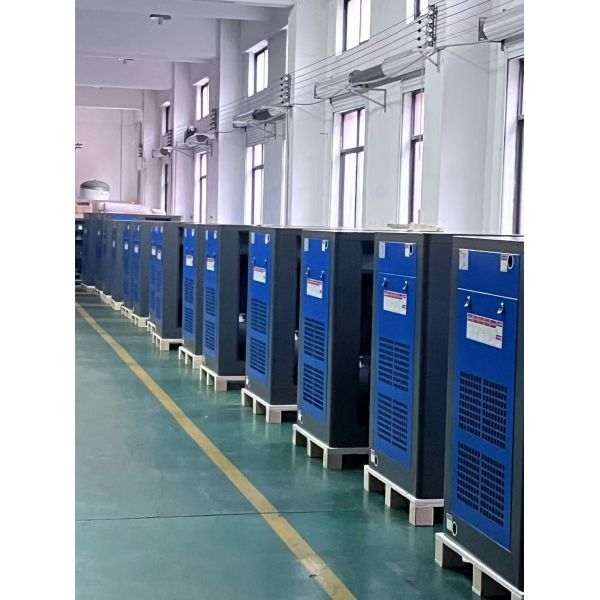110KW Direct-driven Water Cooling Oil-free Rotary Screw Compressor
