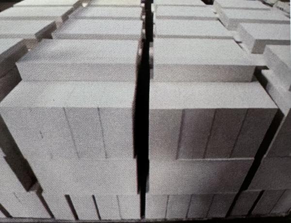 New Micro Nano Insulating Brick 600℃-1050℃ Insulating Fire Brick