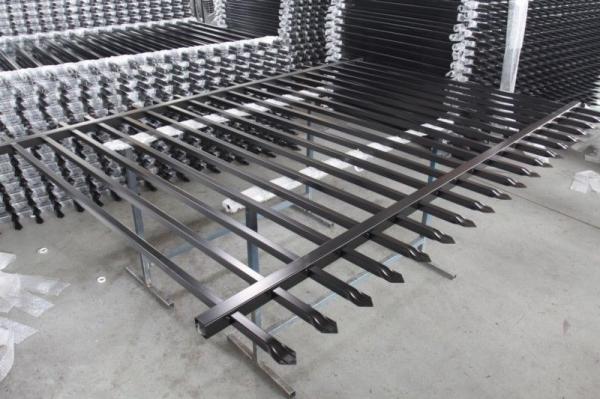 PVC Coated Ornamental Spear Top Security Steel Tubular Fence in Garden,Home,Factory, School ,Villa