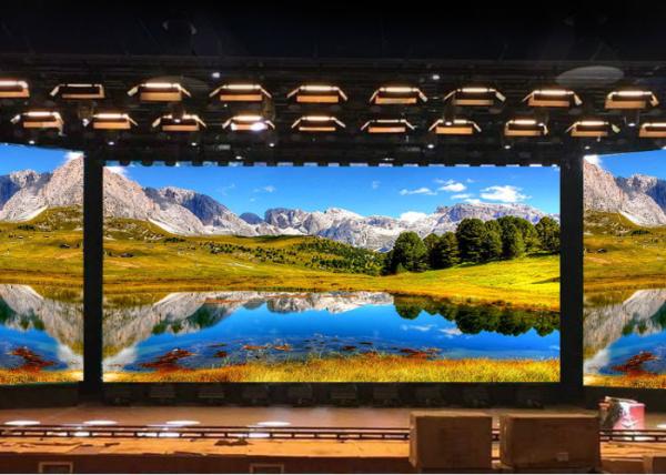 Screen Small Pitch LED Display IP43 Protection Degree Dust Proof 60Hz Frame Rate