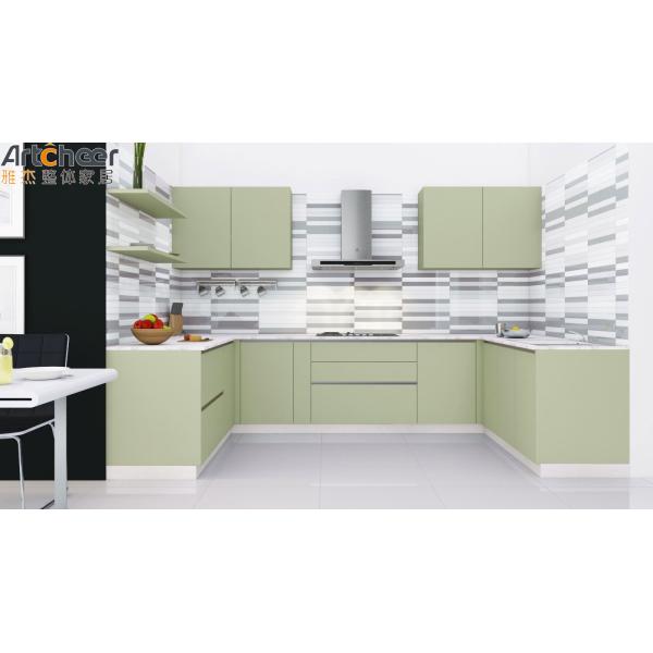 Directamente en forma de U gabinete de cocina con carcasa de madera contrachapada y laca panel de la puerta tratamiento de superficie