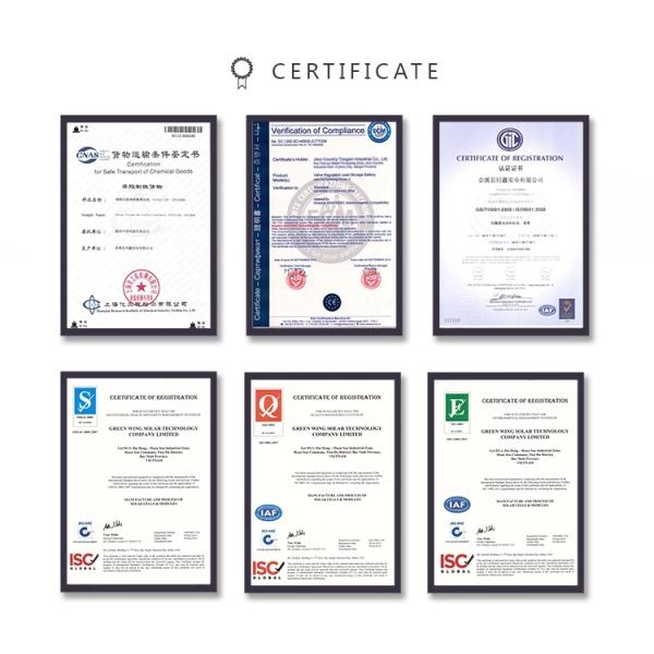 Крутая белая солнечная приведенная в действие дорога освещает уличный свет приведенный 30в 6М на открытом воздухе солнечный