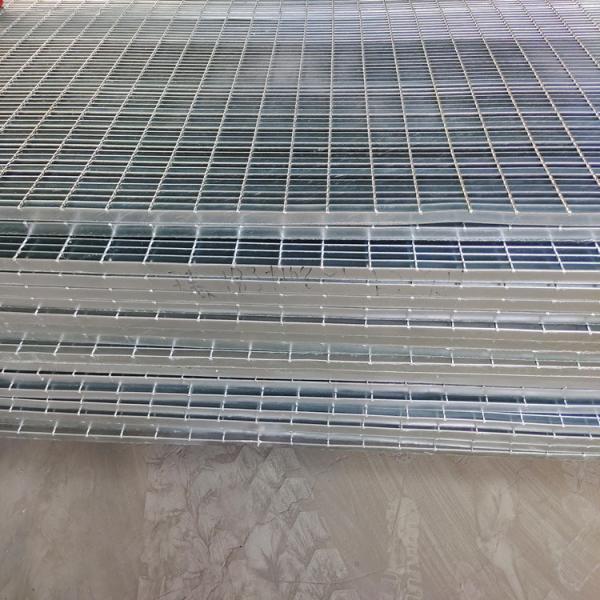 Hot Dip Galvanized Heavy Duty Steel Grating Stair Treads Drain Cover