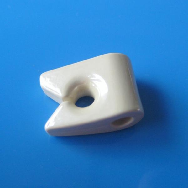 Industrial TiO2 Ceramic Hook Guide High Wire Resistance RoHS Certification