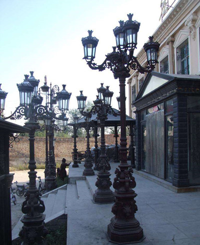 Aluminum Cast Iron Light Pole For Garden Street Lighting Outdoor Lamp Post