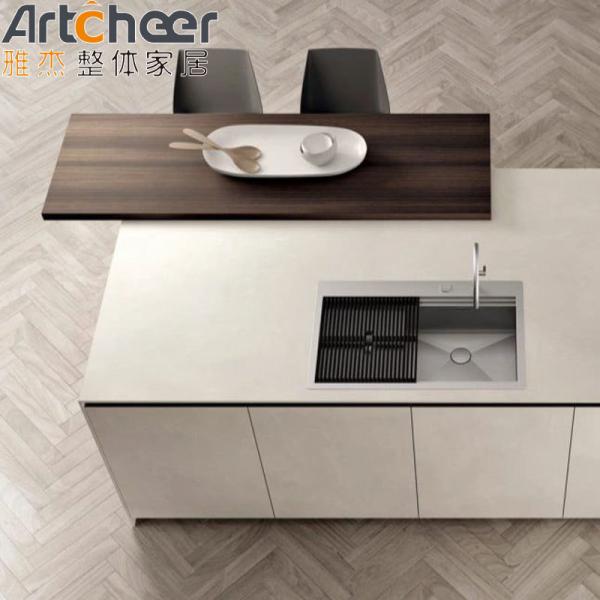 High Gloss Lacquer Wood Door Kitchen Cabinet U Shape Design With Durable Plywood Carcase Material