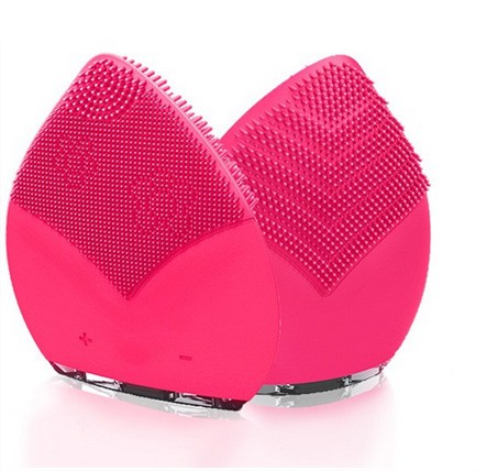 Waterproof Rechargeable Facial Cleansing Brush , Silicone Face Cleansing Brush