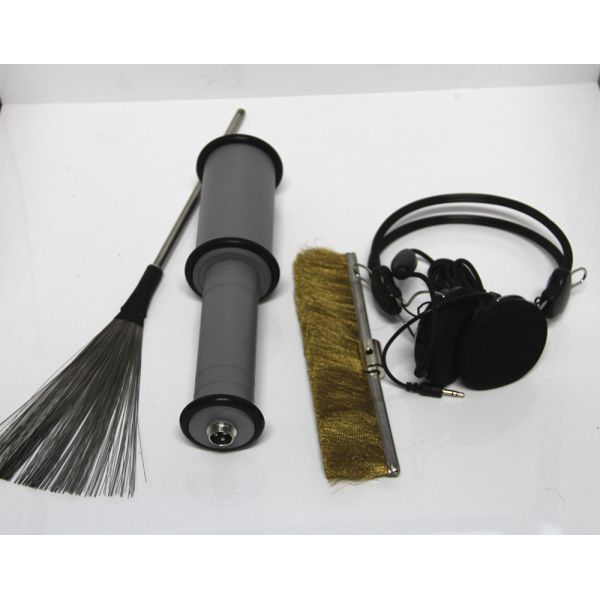 HD-101 Portable Holiday Detector Spark Alarm NDT Pinhole Thin Coating Defect Detector for Metal Concrete Protective Layer Testing