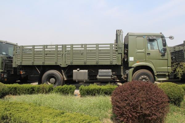 Sinotruk 6x4 Euro2 10 Tire Heavy Cargo Trucks , 30 - 40 Ton Transport Vehicle